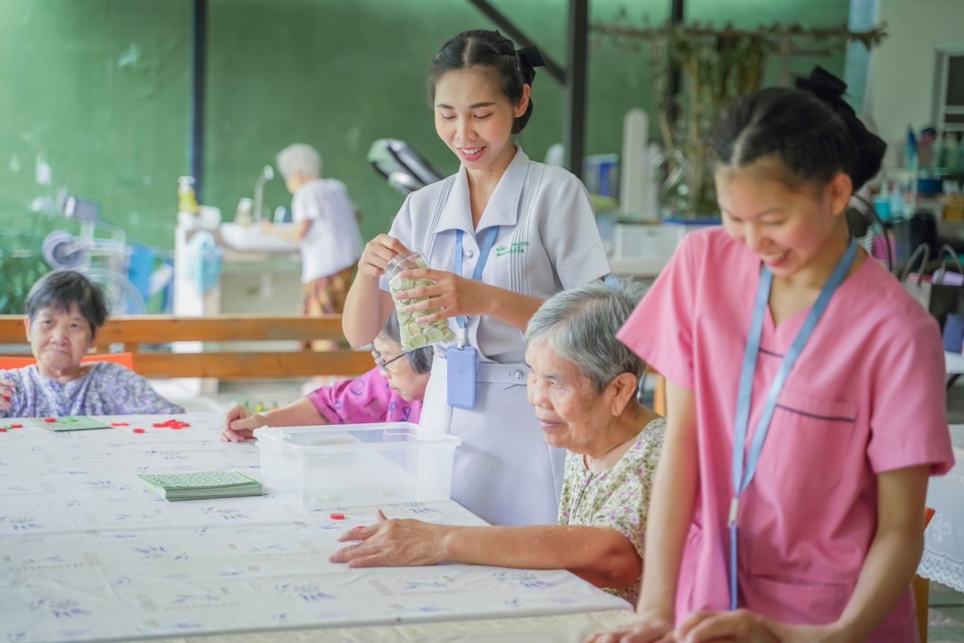 กิจกรรมศูนย์ดูแลผู้สูงอายุ 7